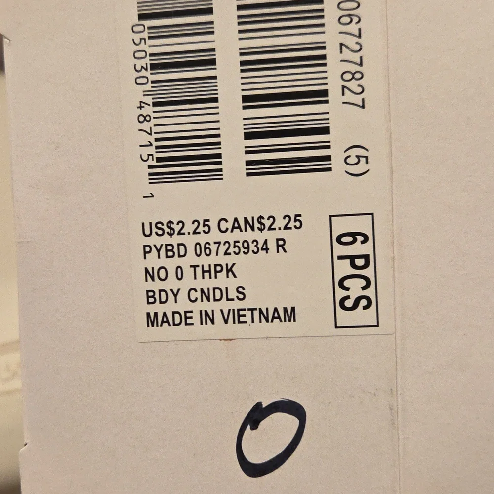 New PAPYRUS Multi-Color #0 Candle Total (10 Candles)